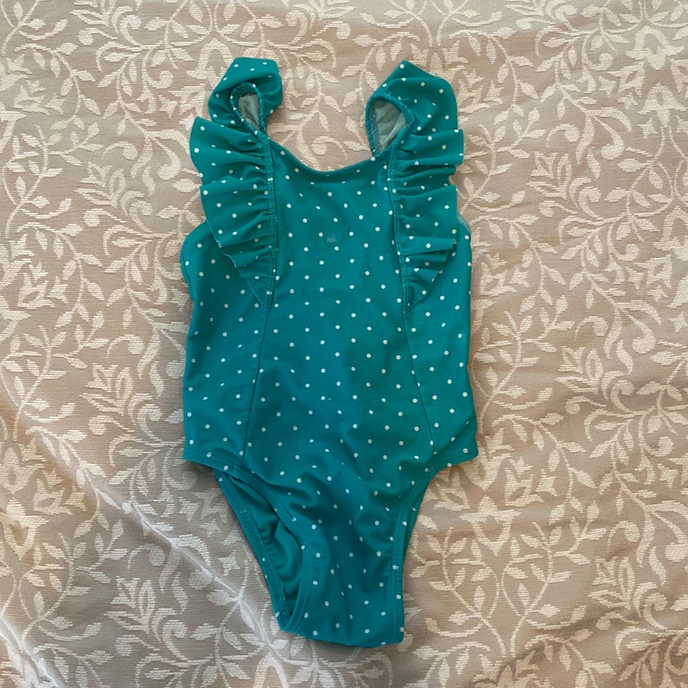 EUC Old Navy one piece swimsuit